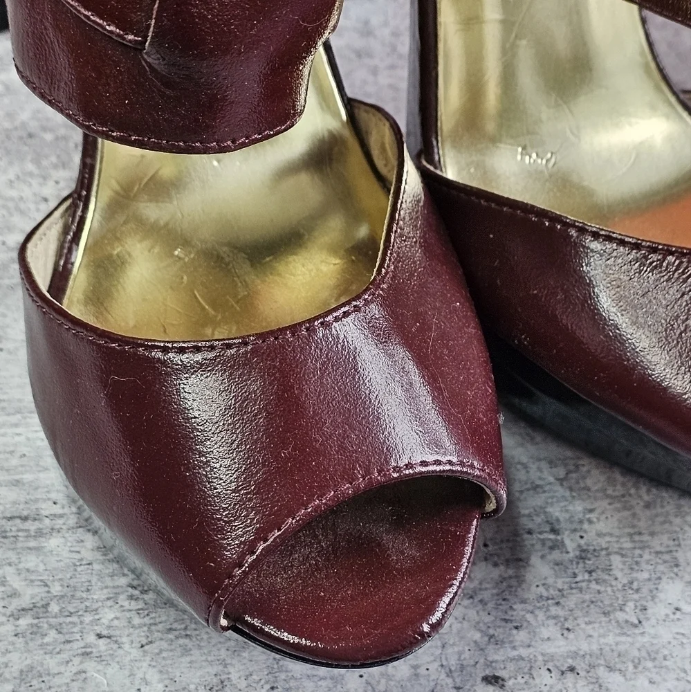 Michael Kors red pumps size 9
